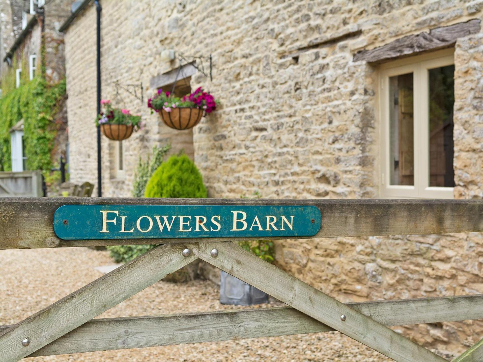 Flowers Barn Daglingworth Zewnętrze zdjęcie